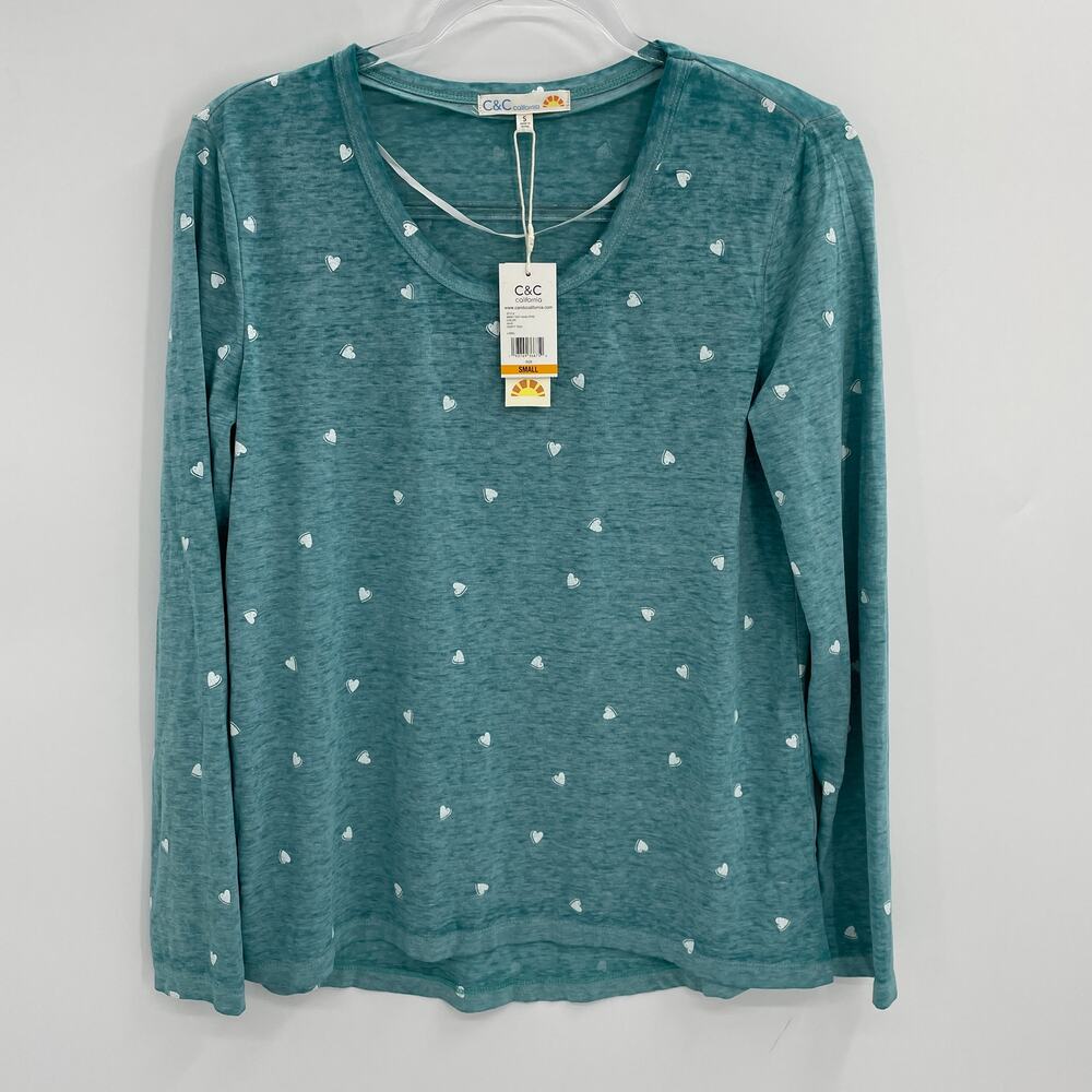 New C&C CALIFORNIA Womens Long Sleeve Shirt Size S Lightweight Heart Print Top